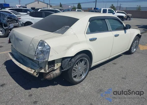 2007 Chrysler 300 z USA, uszkodzony, nr VIN 2C3KA43R67H855352